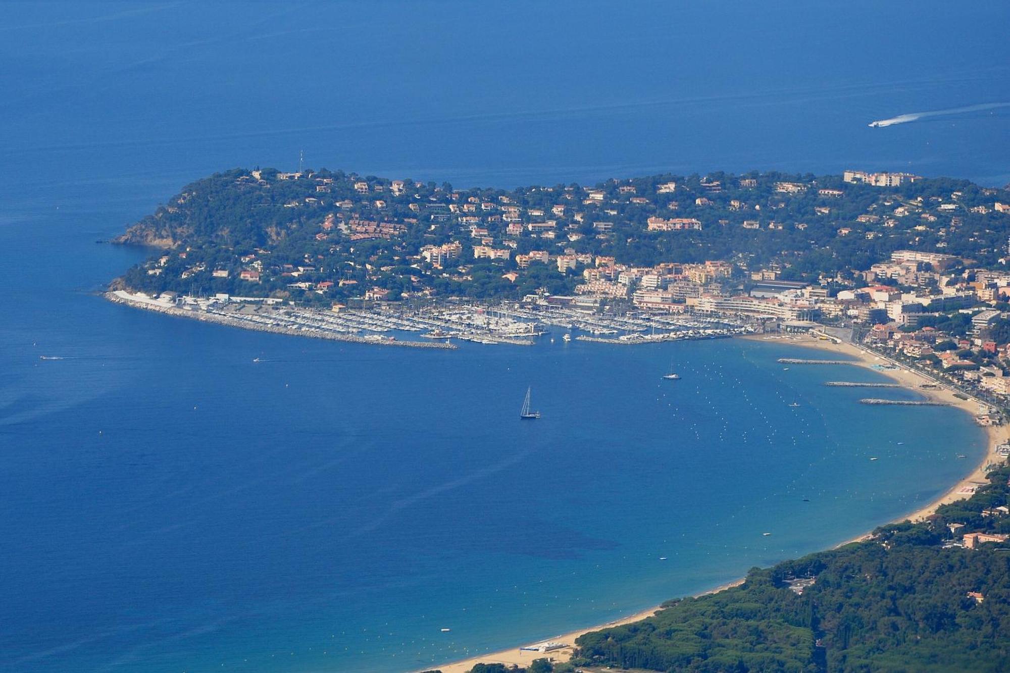 Appartement Residence Santa Barbara Avec Piscine Et A 750M De La Plage Cavalaire-sur-Mer Extérieur photo